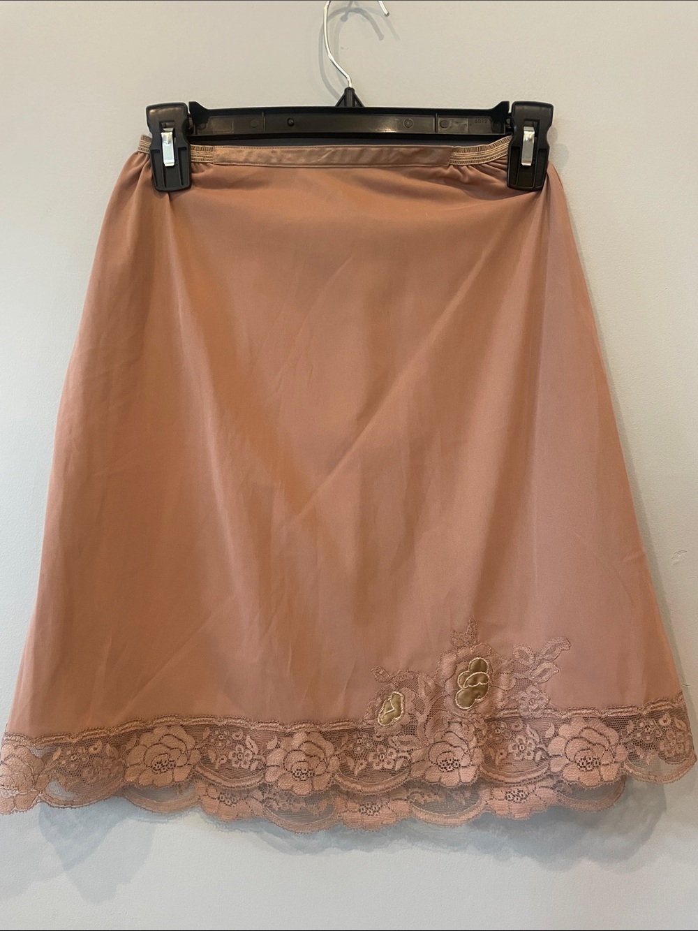 Women's taupe Lace-Trim Slip Skirt small short - nylon Vintage
